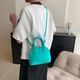 Small Bag Women's 2024 Spring New Fashion Retro Retro Handheld Sac Sac Sac à bandoulière à une épaule décontractée Bag féminin noir