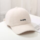 Nozhi mignon poilu automne et chapeau de baseball hiver