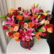 Ranzi Flowers Flower Express delivers within the city, mixes sunflowers and hugs buckets with roses to give to girlfriends and lovers as birthday gifts. Real flowers for health and happiness.
