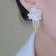 CAMPUSKINGLY Old Phoenix 999 sterling silver white camellia earrings are elegant, sparkling diamond tassel earrings and have a niche feel. 188# white camellia earrings are the same style.