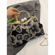 Kuqidaishu bag Frauenmodet gestickt Pearl Clamp Hand Cheongsam Bag 2024 Neue Kette One-Shoulder Flower Crossbody Bag Blau