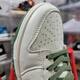 帅电SB Dunk Low 潮牌联名 米白绿男女低帮休闲运动板鞋 DQ1098-368 DQ1098-368 米白绿 42.5