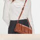 Jianbaige Long Baguette Bag Feel Averarm Crossbody Tasche 2025 Neue Frühlings- und Sommerpendel -Mode -vielseitiges Geschenk für Älteste Mokka Brown