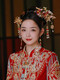 Mixin new 2025 new Chinese style light-colored Xiuhe clothing headwear, age-reducing dressing gown accessories, small lantern hairpin Xiuhe hair accessories, gold and red six-piece set of earring clips