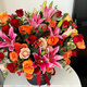 Ranzi Flowers Flower Express delivers within the city, mixes sunflowers and hugs buckets with roses to give to girlfriends and lovers as birthday gifts. Real flowers for health and happiness.