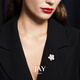 Jay camellia brooch, high-end female corsage, collar pin, clothing accessories, birthday gift for mother-in-law, elders, brand gift box, white (Beijing warehouse/delivered nearby)