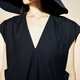 Moins de printemps Robe française avec tempérament en V en V en V Vaise arrière sans manche 2N3G12250 409 / noir et bleu foncé