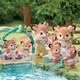 Familles sylvaniennes Version japonaise de la famille de cerfs Sika jouant des jouets de filles maison et des cadeaux d'anniversaire de poupée pour les enfants