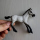 Schleich 13915 Earz Hengst Grasland Pferd Simulation Pferd Model Tier Kinder Spielzeug Ornamente graues Pferd