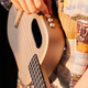 Take Fire Gitarre (Lavaguitar) Take Fire Ukulele Lava U 2 Anfänger tragbare Einstiegsgitarre-Gitarren-Kohlefaser kleiner Gitarre Glitter Pink Freeboost 23 Zoll