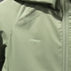 Li Ning Sport Wind Breaker für Frauen 2025 neue Gruppenkaufserie Wasserresistente Strickjacke mit Kapuze-Jacke Afdv698 Afdv698-6 Bean Green L.