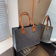 Yu Dingfu large-capacity portable shoulder bag women's felt bag open tote versatile shopping bag class commuter bag gray medium size 40cm*30cm*15cm