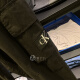 Calvin KleinCK Jeans24春夏新款男士经典绣标纽扣松紧腰工装休闲裤J325125 BEH-太空黑原价1390 S 均码