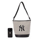 Bolsa de cubo de MLB 2025 Summer NUEVO BOLSO DE ASPERANZA Menores y mujeres Retro NY HOMBRA MODA Fashion Crossbody Bag New York Yankees/Negro F