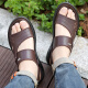 YRC Yierkang Sandalias de cuero para hombres nuevos zapatos de playa informales para hombres para conducir Sandalias sin deslizamiento Sandalias de carne Tendón de carne Suela marrón Y2601 Zapatos de playa 43 (265 mm)
