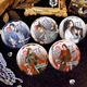 Morans Umgebung von Moran Erha und seinem weißen Katzenmeister Laser Baji Guzi Badge Xue Meng Shi Mei Moran-B15838 Paket insgesamt 8