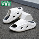 Slippers de Mulinsen pour hommes en été d'été et sandales tendance à la mode à l'usure d'été pour les hommes qui portent à l'extérieur