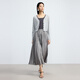 Shuiyunjian Shui Yun Jian Damen -Kleidung Einfacher schlanker weicher Hals langer Dünner Strickjacke Pullover 2025 Sommer neuer Stil hellgrau L.