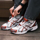 亚瑟士（asics）kahana tr v4银色夏季新款透气运动鞋复古男鞋跑鞋 1203A497-100【黑白色】 37
