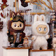 Акриловая ящик Hualeji Acryl Display подходит для Pop Mart Labubu Cloudy и Sunny Archangel Zimomo Big Leader Doll Doul Proundery Modeld (может увеличить лето, Dachunye, время без клей CHI S-Class (не включая игрушки)