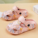 Hongxing Tong Ke Girls Sandals Zapatos de agujero para niños Summer NUEVO 2025 NUEVAS NIÑAS DESCONITAS CASA INTERRADA ANTI-BEIGE Modelo de imagen principal 32/33 Tamaño