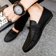 Ueteey Summer Men's Shoes Locs Men's 2025 Coréen Version Men's Men's Casual Leather Soft Sof Social Young Men's Shoes D826 Black 39