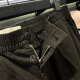 Calvin KleinCK Jeans24春夏新款男士经典绣标纽扣松紧腰工装休闲裤J325125 BEH-太空黑原价1390 S 均码