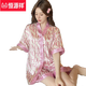 Hengyuan Xiang Bing Seidenpyjamas für die Sommer-Strickjacke für Frauen kann mit V-Ausschnitt Lose Plus-Seiden-Print-Zweiteils-Set Sweet 826# Doppelbrustes grau kariertes Mickey M. getragen werden