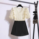 Lingyan 150 Temperamento de traje pequeño y de alta gama Versión coreana para mujeres de gran tamaño de un verano shorts negros negros de estilo de fragancia pequeño de manga corta de manga corta [9226 modelos] L Recomendado 101-115Jin [Jin equivale a 0.5 kg]