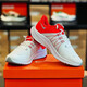 Nike (Nike) Sneakers Herrenschuhe Sommer Neues Mesh atmungsaktives leichtes Schock-Absorbing Casual Shoes Running Schuhe DA1105-100 Weiß und Rot 39