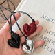 Koreanische Fieber Bloggerin gleiche Liebe Anhänger Halskette Langes Pullover Ketten Kette Female Accessoires Schlüsselbein Kette Halskette Schmuck [rot] Öldrop Geometrische Liebe Halskette