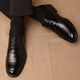 Zapatos de cuero para hombres playboy negocio zapatos de cuero casual formal de cuero para hombres versátiles zapatos de boda transpirables zapatos de trabajo negros 9901 41