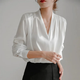Tableau à col en V blanc pour les femmes au printemps et à l'automne Nouvel acétate Satin Couplage professionnel de la chemise professionnelle haut de gamme haut de gamme à manches longues 675 White V-Neck-Satin M Recommandé [96-110] Jin [Jin est égal à 0,5 kg]