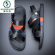 Sandales de pic pour hommes en été 2025 Nouvelles chaussures de plage à semelle douce de mode pour hommes portant des sandales imperméables et non glissantes pour conduire deux noirs 9793 38
