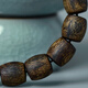 Tanjing Hainan Qi Nan Agarwood Bracelet Perles de seau de 11 mm pour hommes et femmes. Guoxiang Series Hainan Yingge Green Chess Nan Agarwood Bracelet [Produit de soluté S9759] Perles de seau de bois d'agar de 11 mm en une seule pièce (adaptée à la circonférence de la main de 15 à 17 cm)