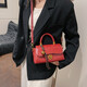 2025 Frühlings- und Sommer PU Retro kleine quadratische Beutel modische einfache Tasche Quadratschlosse kleine Tasche rot