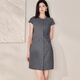 Roeyshouse Roe Intellectual Couleur solide Robe de cou rond pour femmes 2025 Summer New Style Commuter mince jupe droite 12170 Gray L