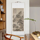 Chengliu Ming Shen Zhou <Qingjiang Informe de residencia aislada> Pinturas colgantes de desplazamiento Nuevo chino Pinturas de decoración de paisaje Sala de estudio Sala de té Mural 12083: Imagen tropical Tamaño general: 41*102cm Seda de mocas blancas lácteos