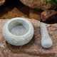 Meikejie natural stone garlic pounder stone mortar household handmade old-fashioned stone mortar grinder tea art ornaments garlic pound medicine jar retro lychee noodles outer diameter 16CM with hammer