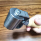 Rueda de prensa de acero inoxidable de sets enorme rodamiento de doble rodamiento de soporte sólido Roller impermeable Press de cuero Rodillo de hierro Autoadhesivo Burbuja de escape de escape de 5 cm Rueda de prensa de acero inoxidable (aproximadamente 695 gramos Manija de metal D40