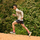 耐克（NIKE）JUNIER TRAIL 2 GORE-TEX防水男子越野跑步鞋HM9734 200中灰/耀黄/沙漠卡其/幻影灰白 42.5