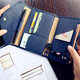 Passport Clip Passport Bag Pass Ticket Storage Clip INS Multifunktional Reisedokument Aufbewahrungsbeutelschutzabdeckung Übersee Übersee Schwarze Lange Anti-Diebstahl-Bürstenpassschutzabdeckung