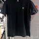 Nike (Nike) Halbärmelige Männer kurzärmelige Sommer Neue Lauffitnesstraining Sportswear Atmungsfreies lässiges rundes Hals-Mode-T-Shirt HQ9249-010 Luftdruck hinter s