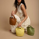 Rabeanco [TV-Serie] Rabeanco/Juliana Vierblätter Klee Eimerbeutel kleiner Frauen Lebensmittelkorb Crossbody Bag Milch Sandfarbe [s]