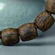 Tanjing Hainan Qi Nan Agarwood Bracelet Perles de seau de 11 mm pour hommes et femmes. Guoxiang Series Hainan Yingge Green Chess Nan Agarwood Bracelet [Produit de soluté S9759] Perles de seau de bois d'agar de 11 mm en une seule pièce (adaptée à la circonférence de la main de 15 à 17 cm)