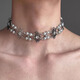 Legierung schwerer Industrie Nieten Lederkragen Dunkle Punk Europäische Frauen Y2K Subkultur Nische Design Halskette Klemme Kette Bernstein Retro Butterfly Halskette X3889