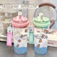 Cartoon Chengliu Copa de agua Kapibala Portable en verano Nuevo hervidor de agua para hombres y mujeres pajitas de gran capacidad verde de alto valor - Lily of the Valley PC Water Cup - HST3895 Capybara + PC a juego