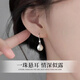 Lao Fengxiang S925 sterling silver pearl earrings for girls, fashionable earrings and earrings, practical birthday gifts for girls for girlfriends, shipped by JD.com *Same day/next day delivery - fashionable pearl earrings