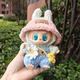 Labubu сидел на вечеринке Haruno Doll Suit Labubu Macaron 2 -го поколения.