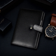 
PAPERBOAT genuine leather notebook handmade loose leaf head layer cowhide notepad business simple high-end office meeting record Our company gift notebook hand account cover can be customized logo [B5] Business black-snap buckle (soft lychee pattern lining cloth)